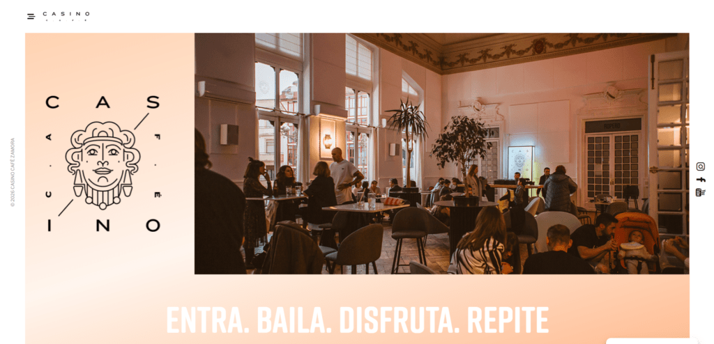 Diseño web: Cómo logramos que el espíritu de una cafetería moderna quepa en una pantalla 3 Diseño web Casino Café Zamora. Cabecera